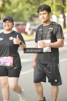 Runner Photo 4248921