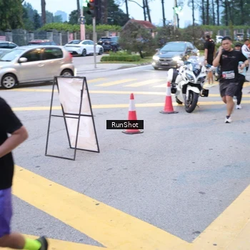 Runner Photo 4248930