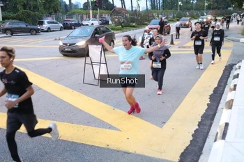 Runner Photo 4248981