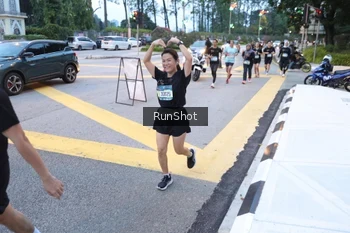 Runner Photo 4248987