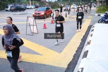 Runner Photo 4248996
