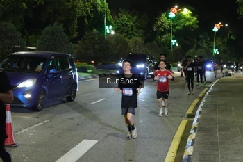 Runner Photo 4249001