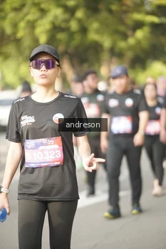 Runner Photo 4249007