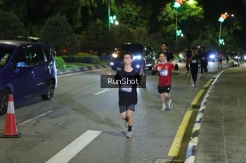 Runner Photo 4249012
