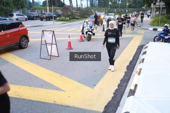 Runner Photo 4249013