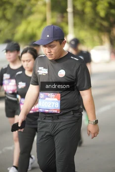 Runner Photo 4249016