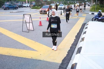 Runner Photo 4249020