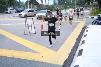 Runner Photo 4249032