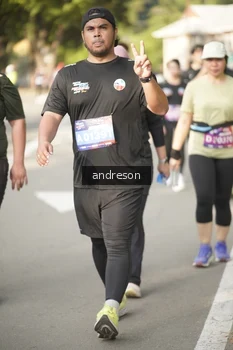 Runner Photo 4249043