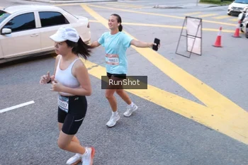 Runner Photo 4249079