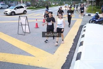 Runner Photo 4249083