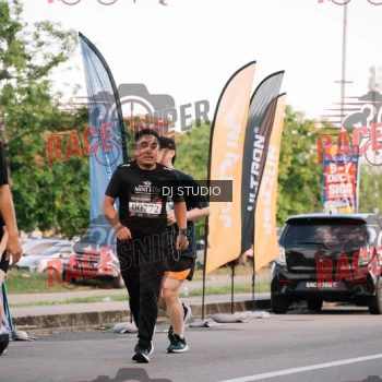 Runner Photo 424916