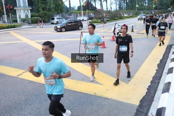 Runner Photo 4249207