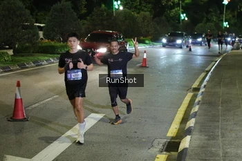 Runner Photo 4249219