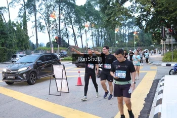 Runner Photo 4249225