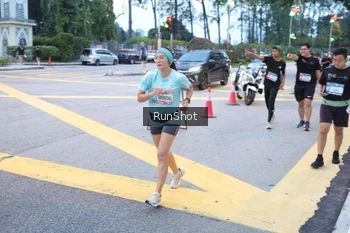 Runner Photo 4249230