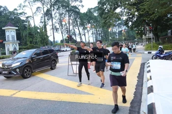 Runner Photo 4249232