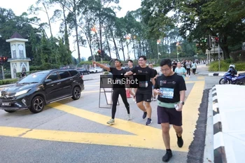 Runner Photo 4249234