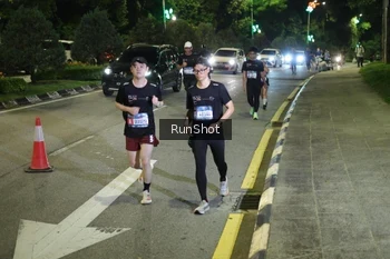 Runner Photo 4249243