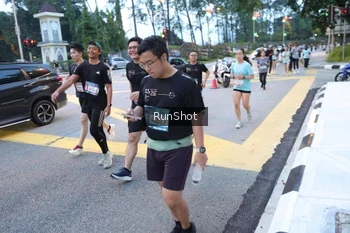 Runner Photo 4249245