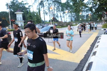 Runner Photo 4249255