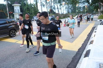 Runner Photo 4249263