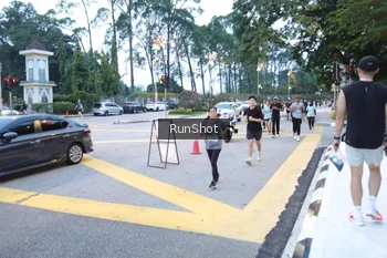 Runner Photo 4249265