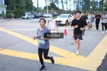 Runner Photo 4249271