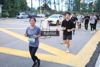 Runner Photo 4249283
