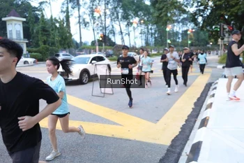Runner Photo 4249286