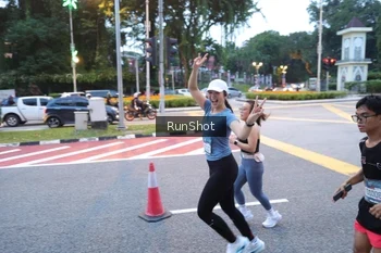 Runner Photo 4249386