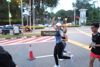 Runner Photo 4249390