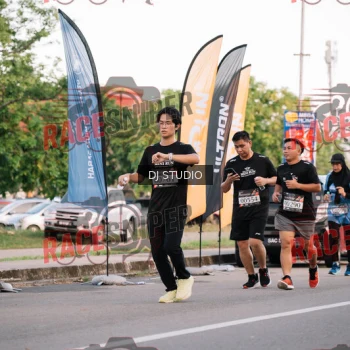 Runner Photo 424943