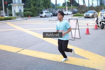 Runner Photo 4249478