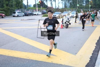 Runner Photo 4249482