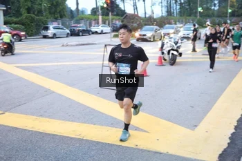 Runner Photo 4249493