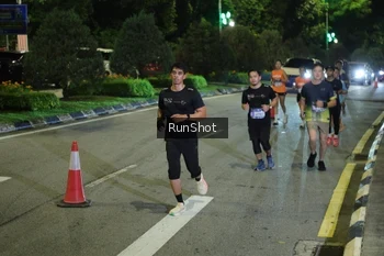 Runner Photo 4249540