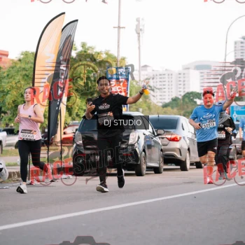 Runner Photo 424978