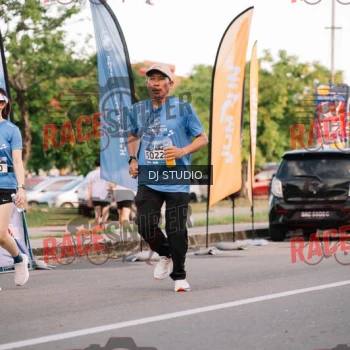 Runner Photo 425005