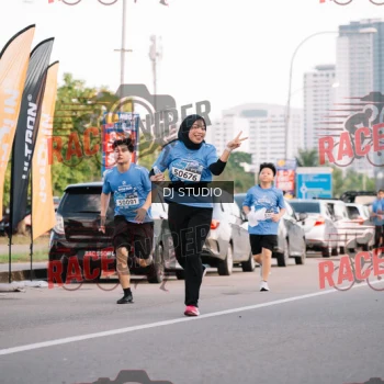 Runner Photo 425013