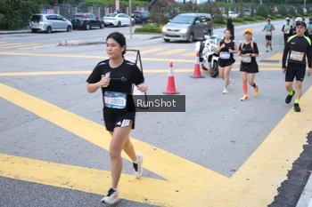 Runner Photo 4250295