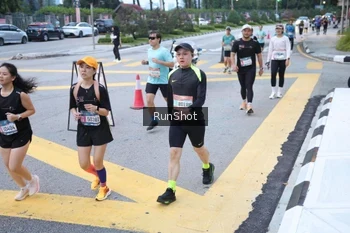 Runner Photo 4250310