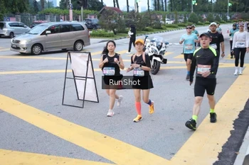 Runner Photo 4250312