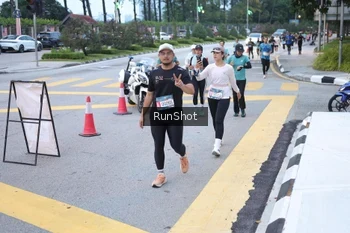 Runner Photo 4250324