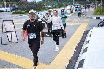 Runner Photo 4250335