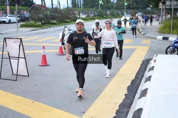Runner Photo 4250336