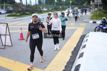 Runner Photo 4250347