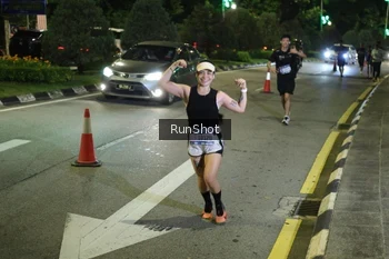 Runner Photo 4250351