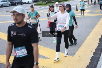 Runner Photo 4250357