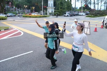 Runner Photo 4250358